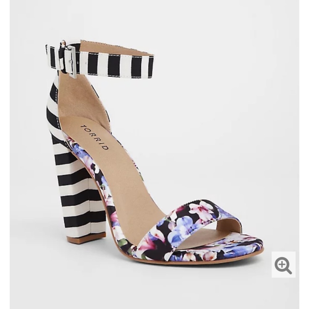 TORRID FLORAL STRIPE CHUNKY HEEL (WW)